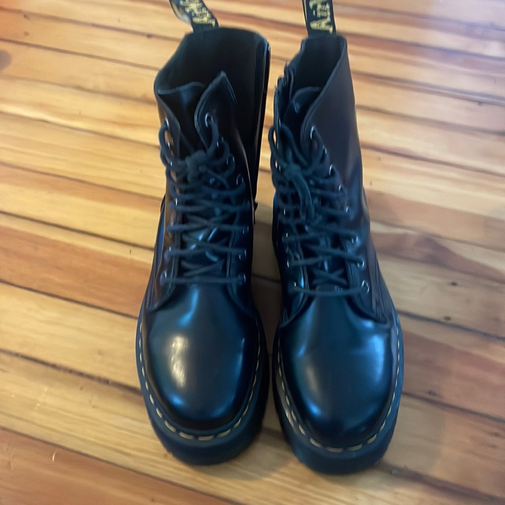 Dr. Martens Jason Platform Boots W9